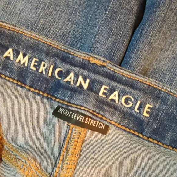 American Eagle Outfitters Next Level Curvy High Rise Jegging - Picture 7 of 9